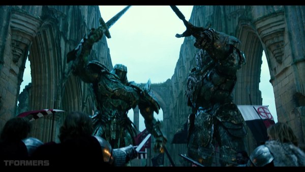 Transformers The Last Knight Theatrical Trailer HD Screenshot Gallery 020 (20 of 788)